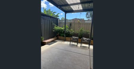 WALK TO ROOTY HILL TRAIN STATION - Photo 5