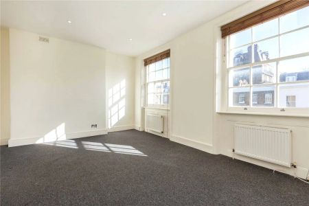 3 bedroom flat in St John's Wood - Photo 3