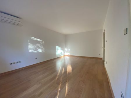 Location Appartement 2 pièces 45m² AIX EN PROVENCE 13100 - Photo 3