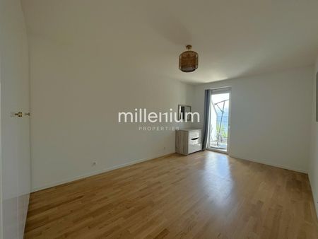 Appartement 3P de standing avec terrasse, vue Lac - Photo 2