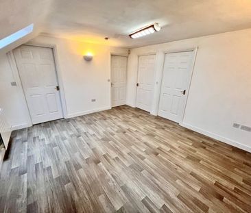 Cornwall House, Leamington Spa, CV32 - Photo 5