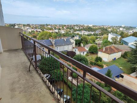 Location Appartement 4 pièces 81m² POITIERS 86000 - Photo 5