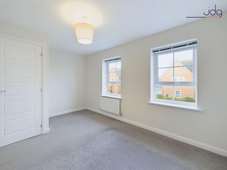 3 bedroom end of terrace house to rent - Photo 4