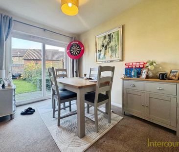 2 bedroom semi-detached house to rent - Photo 3