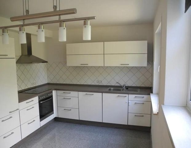 Gepflegte 3-Zimmer Wohnung mit großer Terrasse - Foto 1