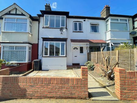 Fyfield Road, Walthamstow E17, London - Photo 5