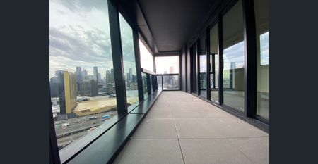 Contemporary 3Bed APT in The Normanby Melbourne - Photo 4