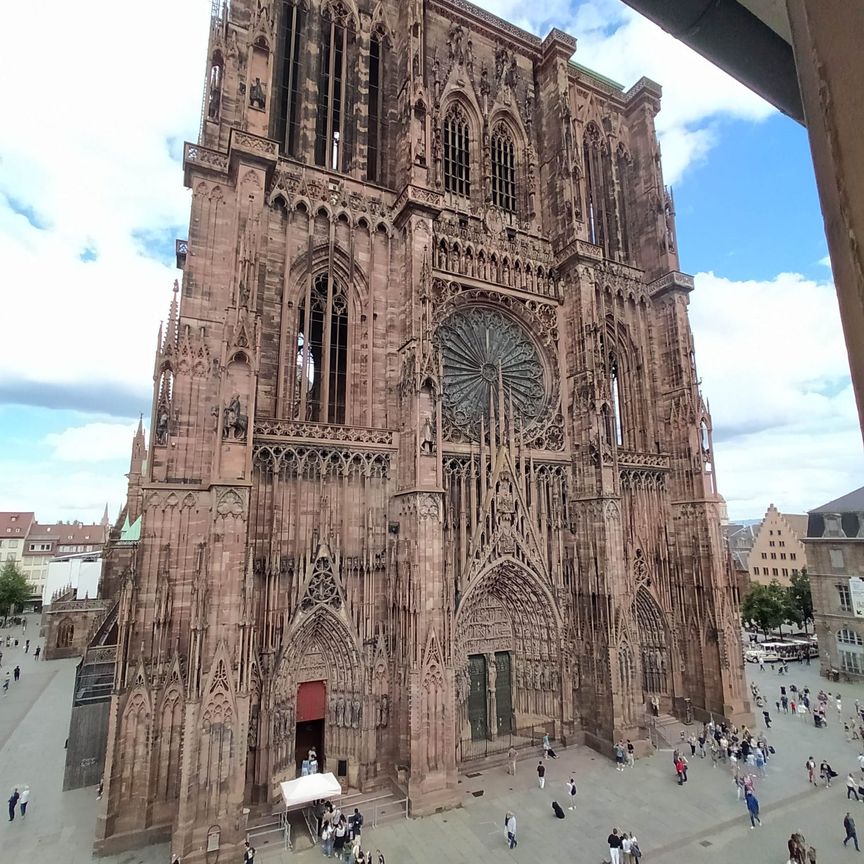 [La Cath] Un charmant 2 pièces meublé au pied de la Cathédrale  Strasbourg / place de la Cathédrale - Photo 1