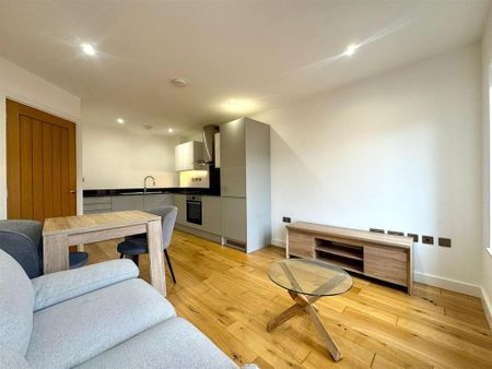 1 bedroom apartment to rent - Photo 2