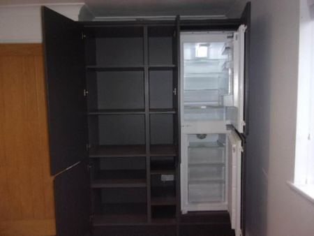 3 bedroom detached house to rent - Photo 2