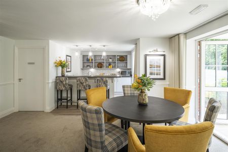 Baker Lodge, Staplehurst, Kent - Photo 5