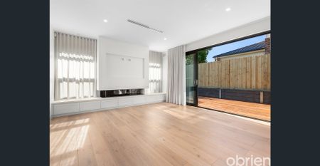 Imagine Luxury Living Made Effortless. Can You Picture It? - Photo 2