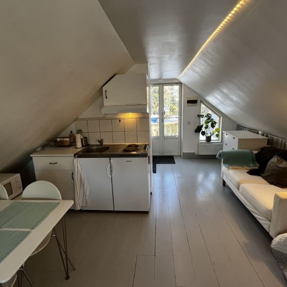 Tyresö - 1rok - tillsv - 5.738kr/mån - Photo 1