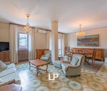 Appartamento Martiri Della Libertà 27, Centro, Arona - Photo 1