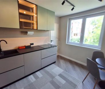 Apartament de LUX 2 camere decomandat pivnita zona Strand - Photo 4