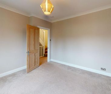4 bedroom terraced house to rent - Photo 4