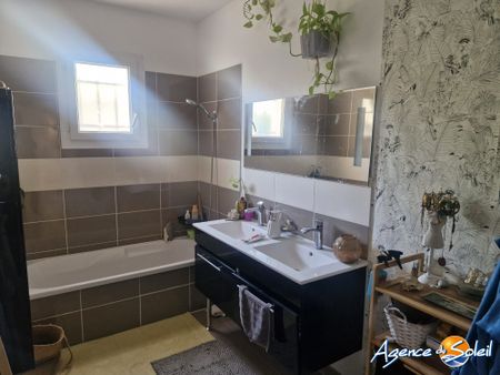 Location Maison 4 pièces 85m² FERRALS LES CORBIERES 11200 - Photo 5