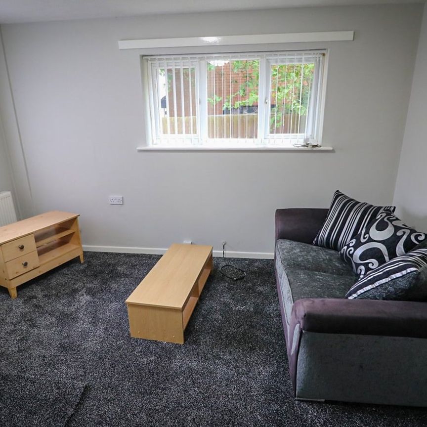 1 Bed End Terrace, Darrel Drive, L7 - Photo 1