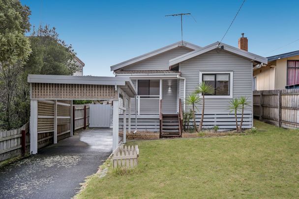 41 Fourth Avenue, Rosebud. - Photo 1