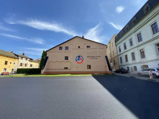 Pronájem cihlového bytu 1kk v centra města Šumperka - Fotografie 1