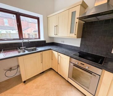 2 bedroom terraced house to rent - Photo 6