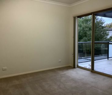 Top Floor Unit - Photo 4