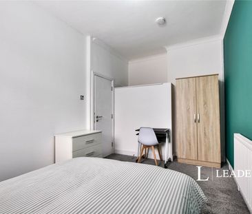 4 bedroom house to rent Blandford Road, M6 - Photo 6