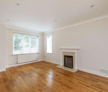 4 bedroom detached house to rent - Photo 1