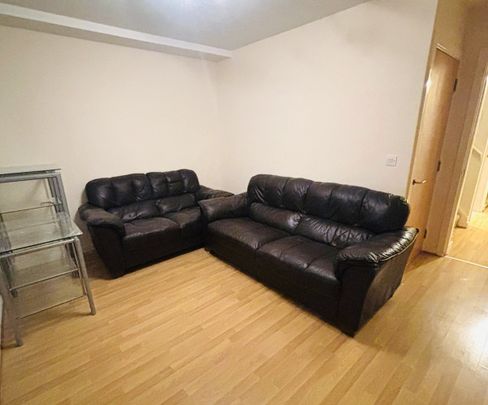 Alexandra Road, Liverpool, L7 - Photo 1