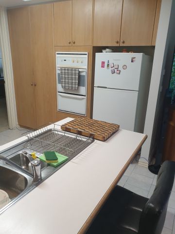 Surrey Hills - Photo 5