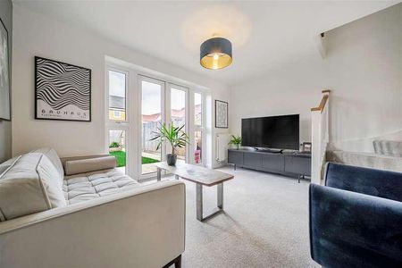 Bullfinch Grove, Yapton - Photo 3