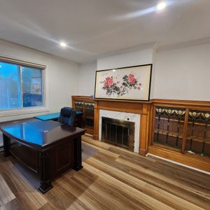 NDG - 3 Bed 2 Bath + Parking Included - Photo 3