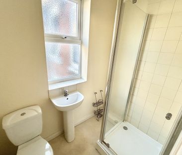 Southampton Road - Photo 2