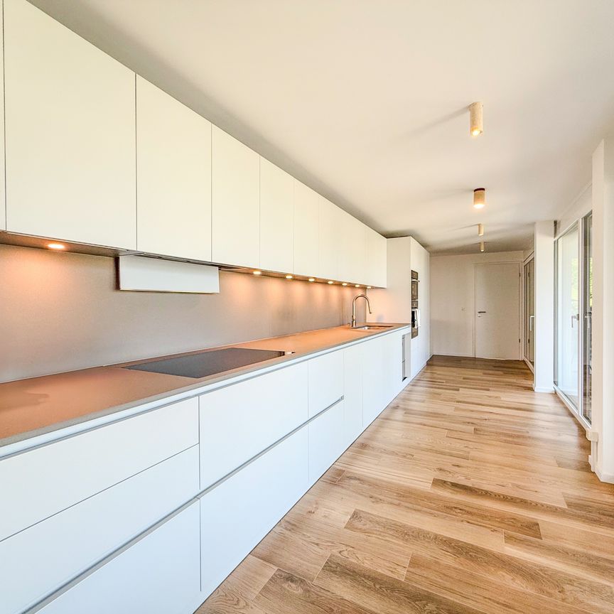 AVEC CLIMATISATION INTEGREE - Grand 4.5 pièces de 130m² PPE - Terrasse de 25m² - Photo 1