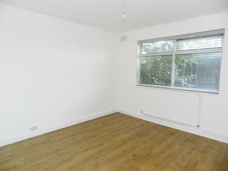 2 bedroom maisonette to rent - Photo 3