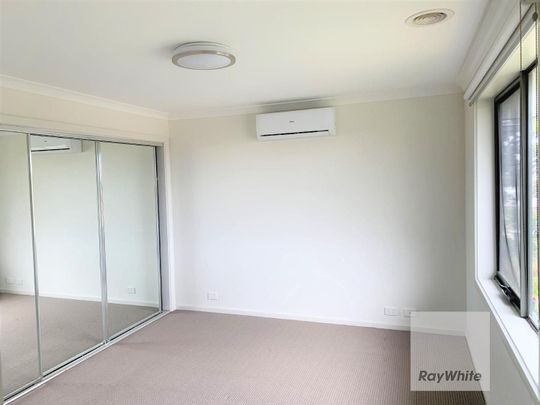 Low Maintenance Living! - Photo 1