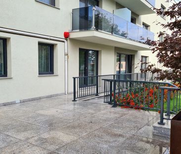 Apartament zona Centrală et. 3, str. Avram Iancu cu terasa de 40 mp - Photo 1