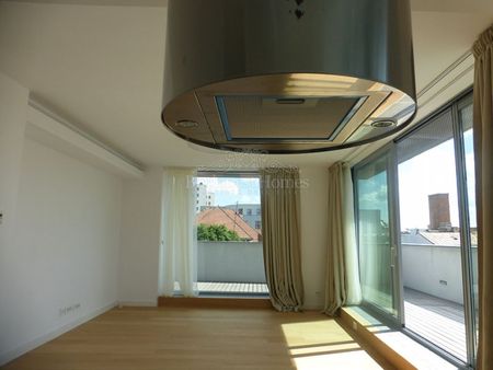 Stylish Two Bedroom Apartment with Terrace - Piata Victoriei - Fotografie 2