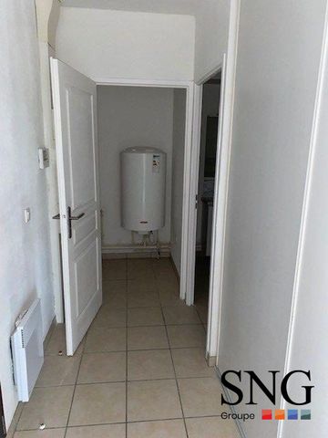 F1 MEUBLE + PARKING - Photo 4