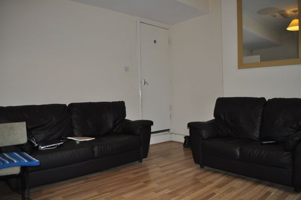 239 HARBORNE LANE - Photo 1