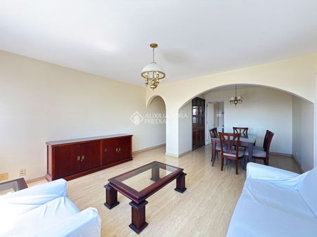 Apartamento com 3 quartos e 111m² para alugar em Boa Vista, Porto Alegre. - Photo 2