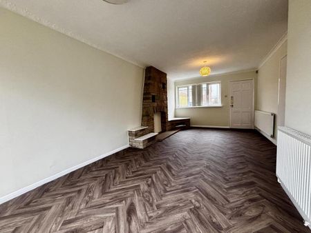 3 bedroom semi-detached house to rent - Photo 3