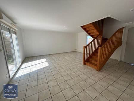 Location Maison 5 pièces 97m² TRELISSAC 24750 - Photo 3
