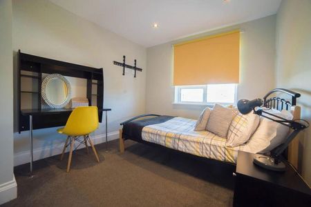 5 bedroom apartment to rent - Photo 5