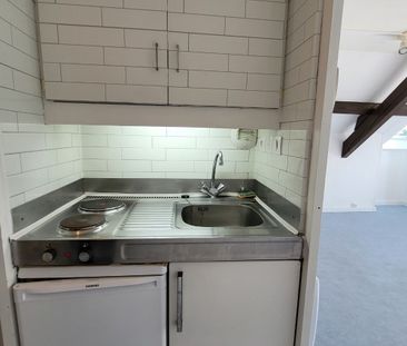 Studio refait à neuf – VANDOEUVRE LES NANCY - Photo 1
