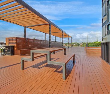 Epitome of Pyrmont Living - Photo 2