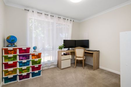 Experience Unrivalled Luxury Living in Exclusive Broadwood - Photo 5