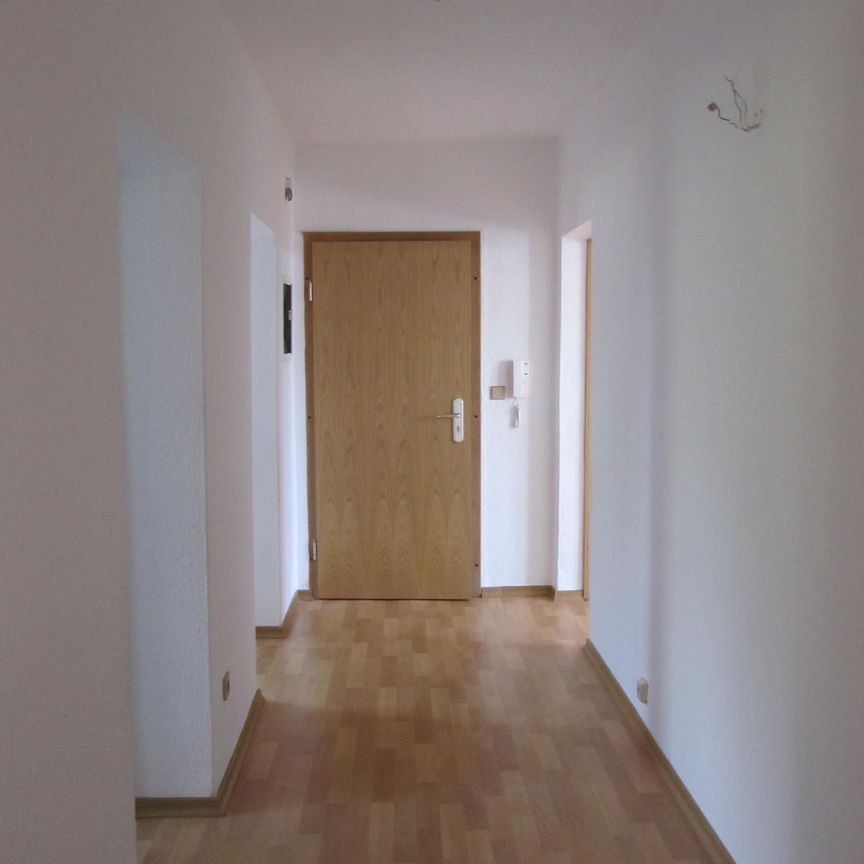 Sonnige 4 Zimmer-Wohnung im ruhigen Wiesenena sucht neue Bewohner ab 01.01.2025 - Photo 1