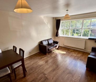 2 bedroom maisonette to rent - Photo 3