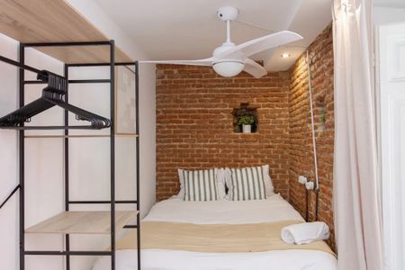 Calle de la Amnistía, Madrid, Community of Madrid 28013 - Photo 2